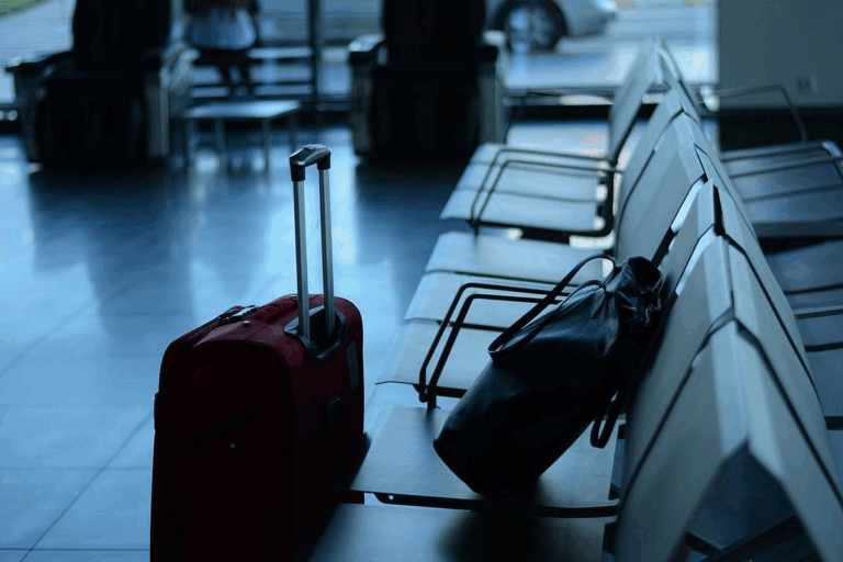 Top Tips for Booking Cheap Flights During Holiday Seasons