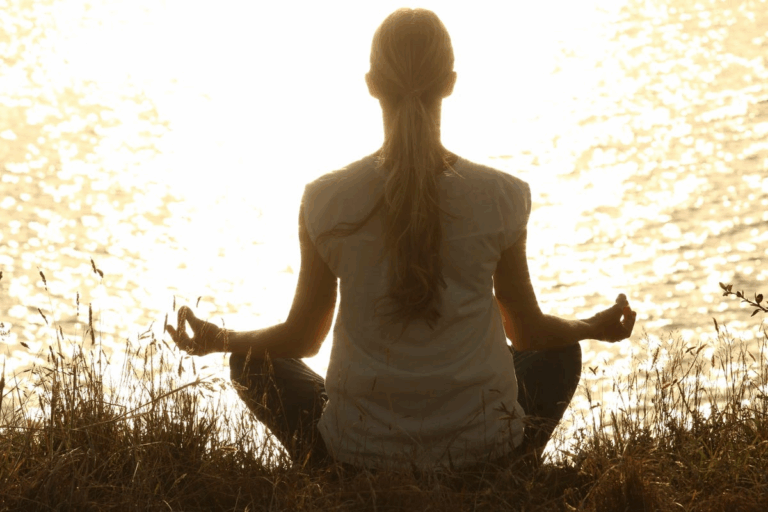 How to Improve Mental Health with Daily Meditation Practices