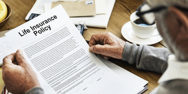 Why Claim Settlement Ratio Matters When Choosing a Term Insurance Policy